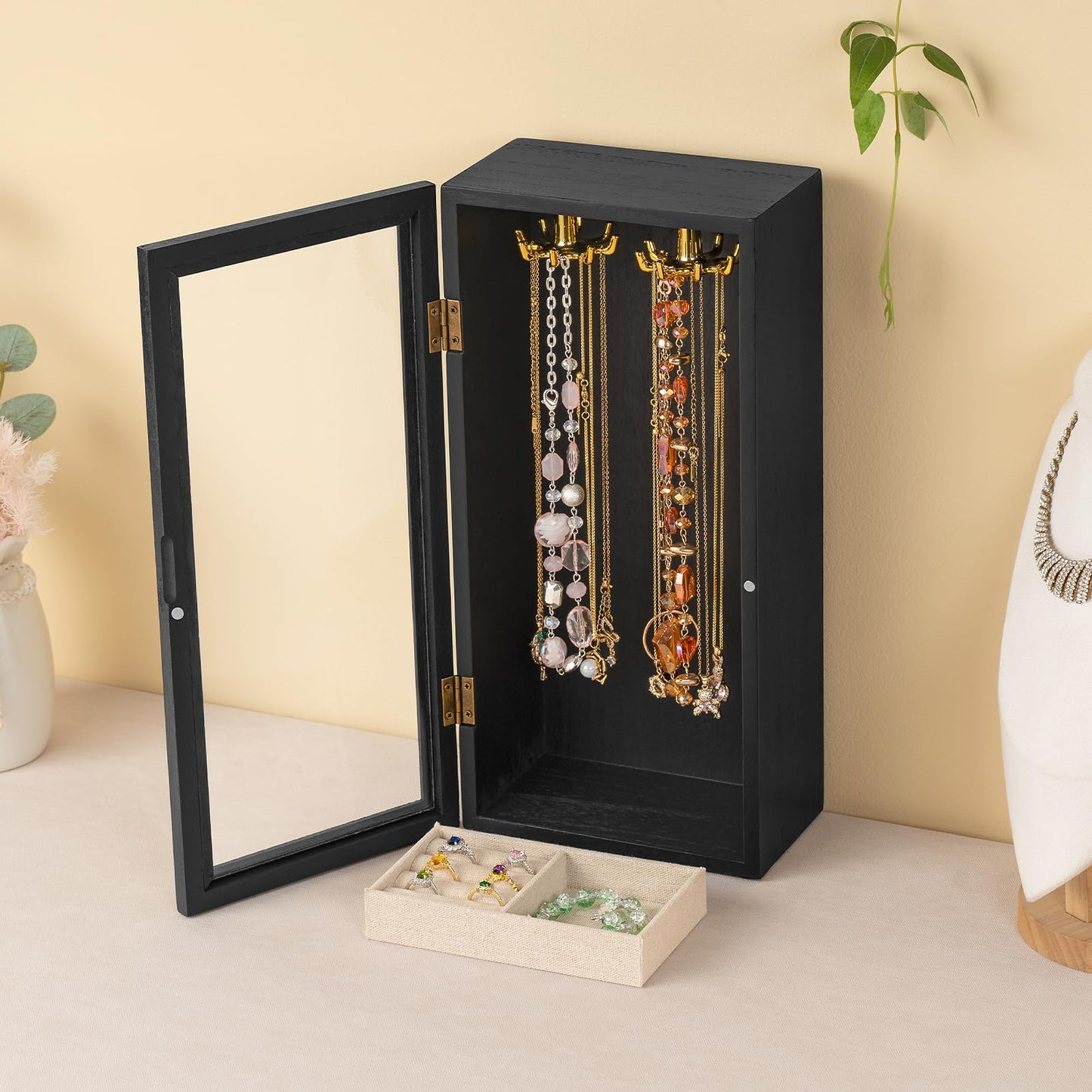 SINGLBA Necklace Holder Organizer, Wooden Jewelry Box for Women Girls, Rotatable Jewelry Organizer Case with Ring Tray Display & Storage for Necklaces Bracelets Rings Earrings, Gifts for Women Her