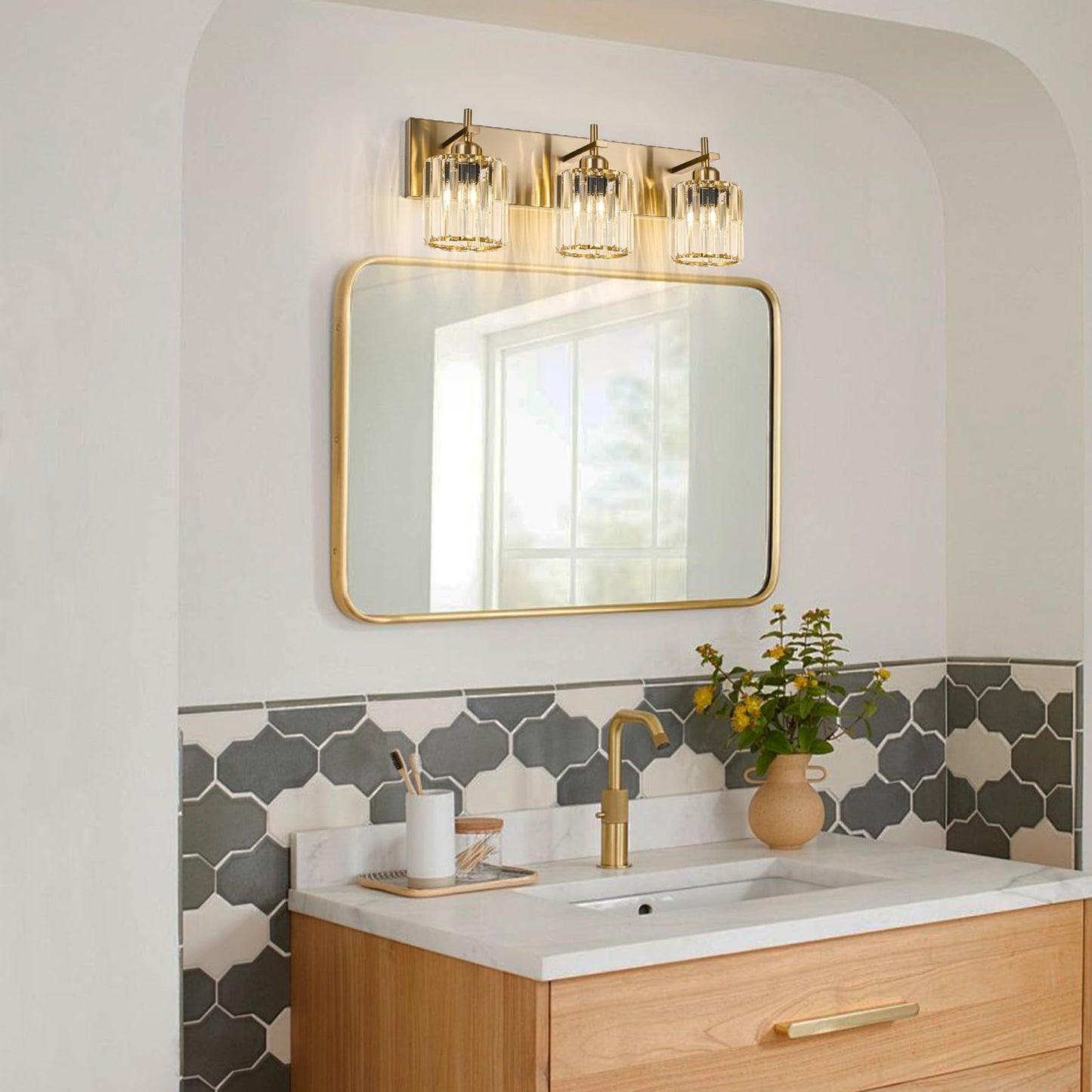 HUOKU Modern Crystal Bathroom Vanity Lights, Gold 3-Lights Bathroom Light Fixtures Over Mirror, Crystal Wall Lighting with Polished Brass Finish