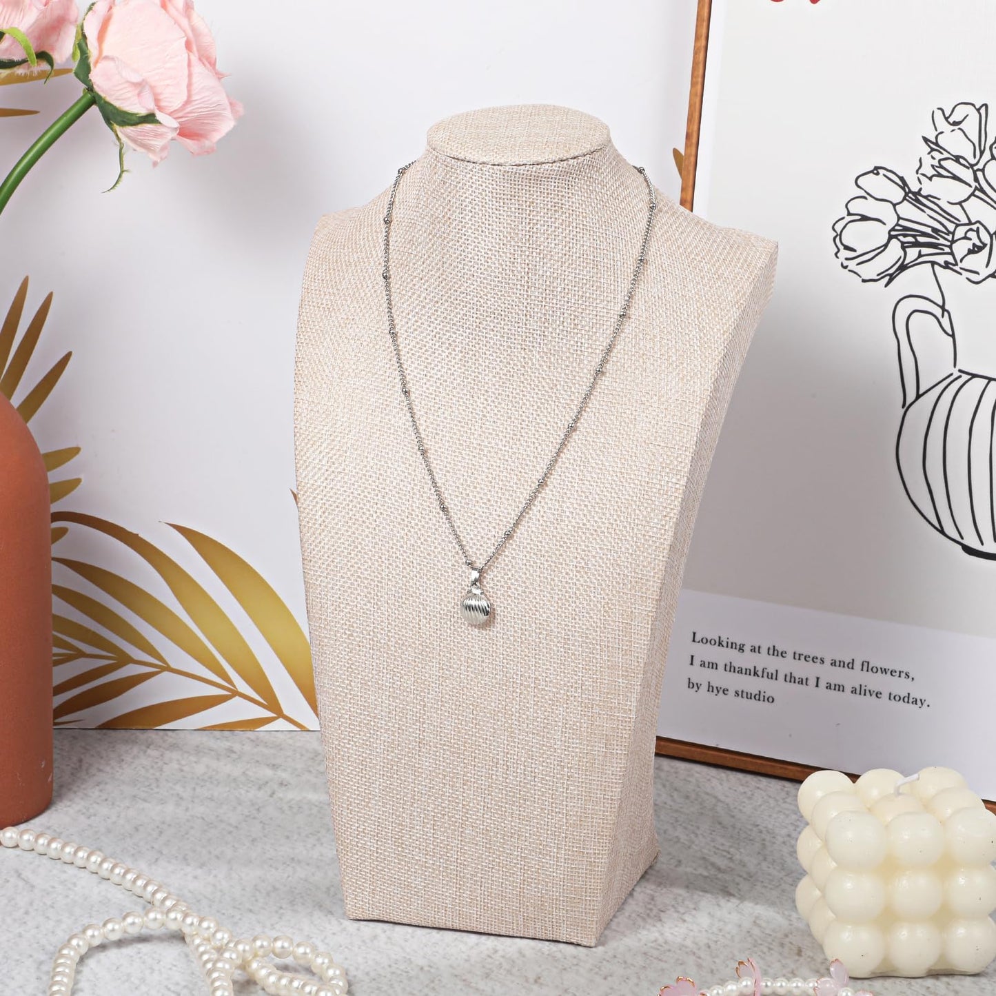 3 Pcs Linen Jewelry Display Bust Necklace Display Stand 11.42 × 6.69inch Jewelry Necklace Organizer Rack Necklaces Mannequin Holder Jewelrys Bust Displays Stands for Selling Home Store Trade Shows