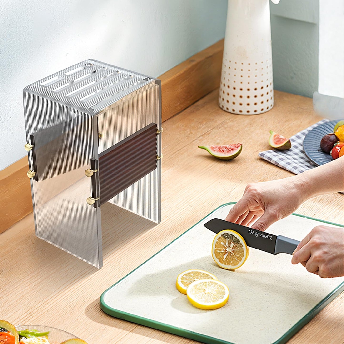 Acrylic Knife Block Holder, Display Stand with Transparent Striped, Kitchen Countertop Knife Holder with Non-Slip Base(Knives Not Included)