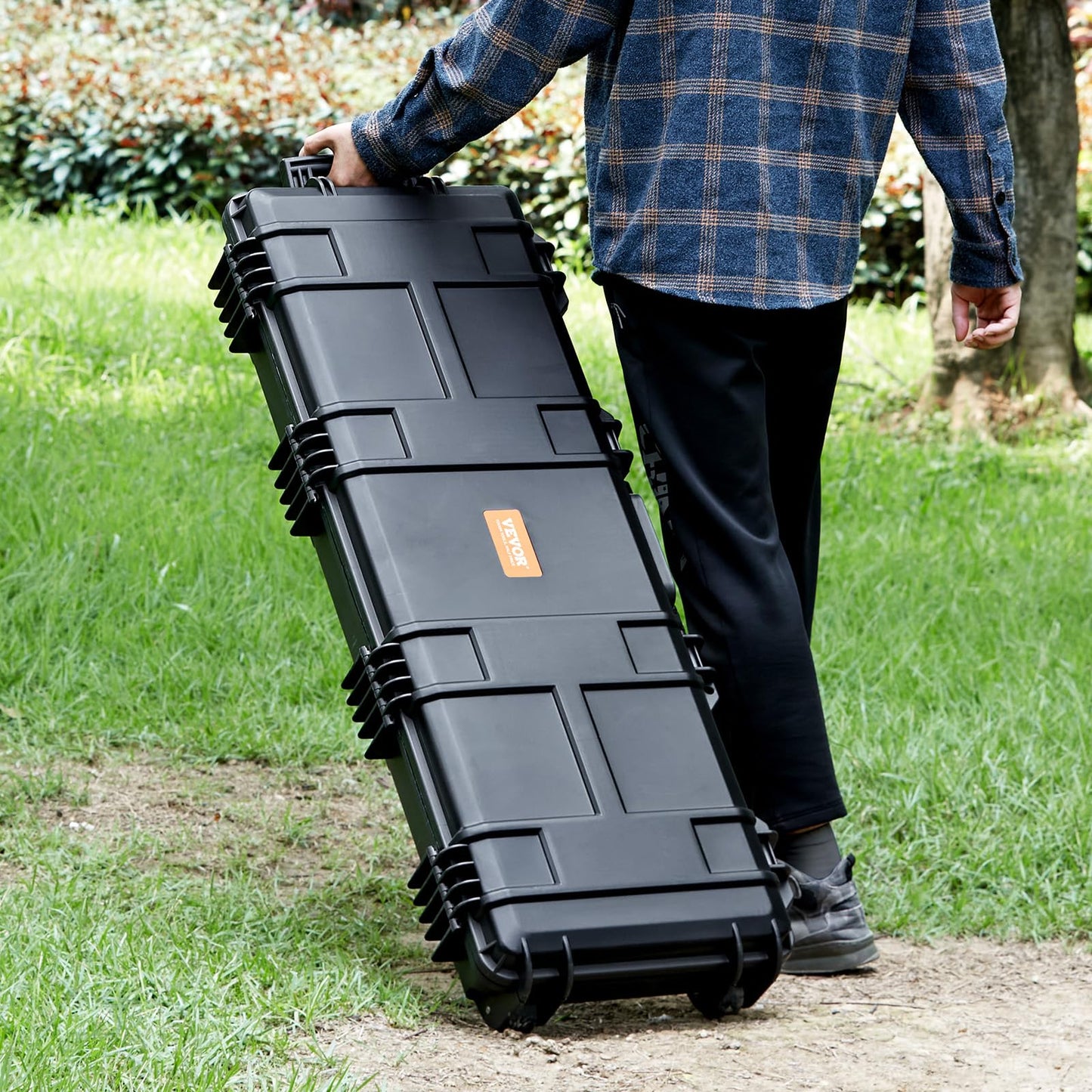 VEVOR Rifle Case, Hard Rifle Case with 4 Layers Fully-protective Foams, 42 inch Lockable Long Storage Case with Wheels, IP67 Waterproof & Dustproof, Black