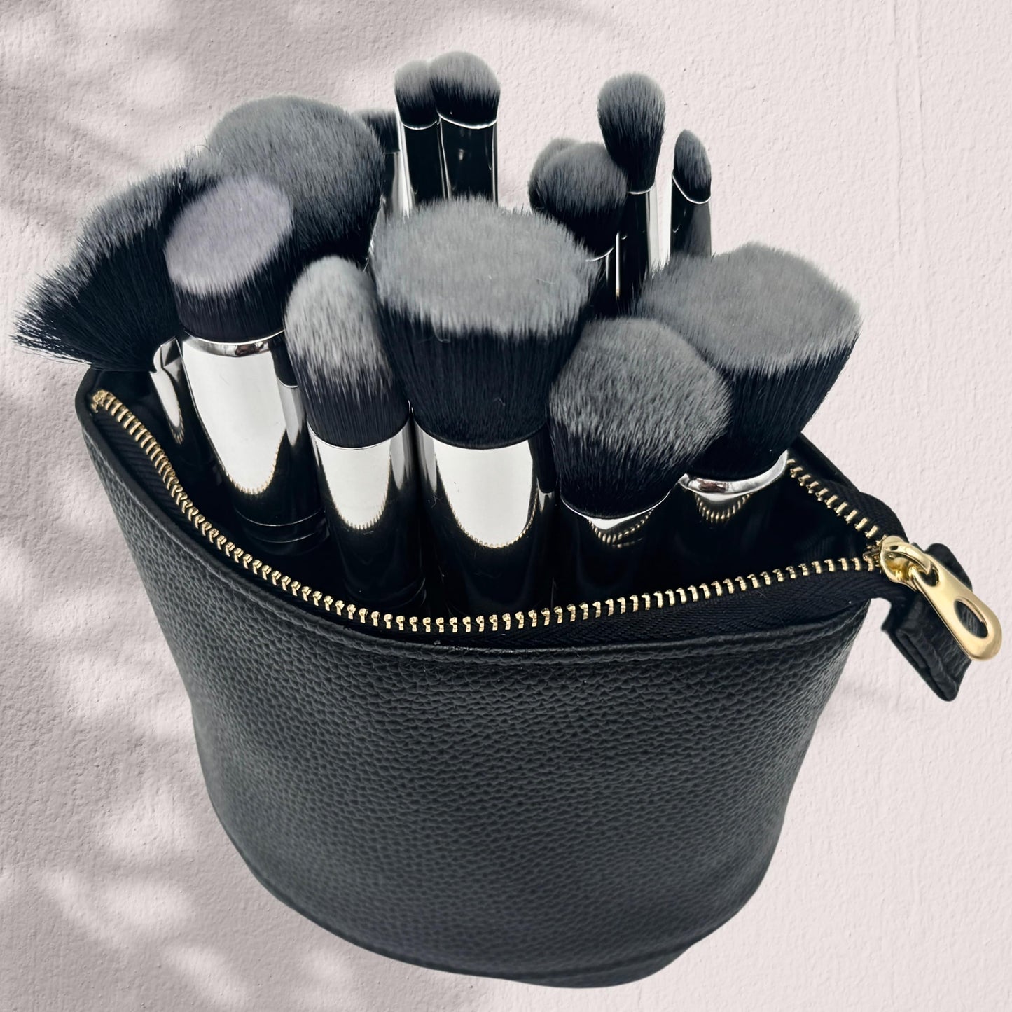 JAZD Convertible Travel Makeup Brush Bag, Stand-Up Brush Holder Pouch For Easy Access, Cosmetic Case Organizer (BEIGE)