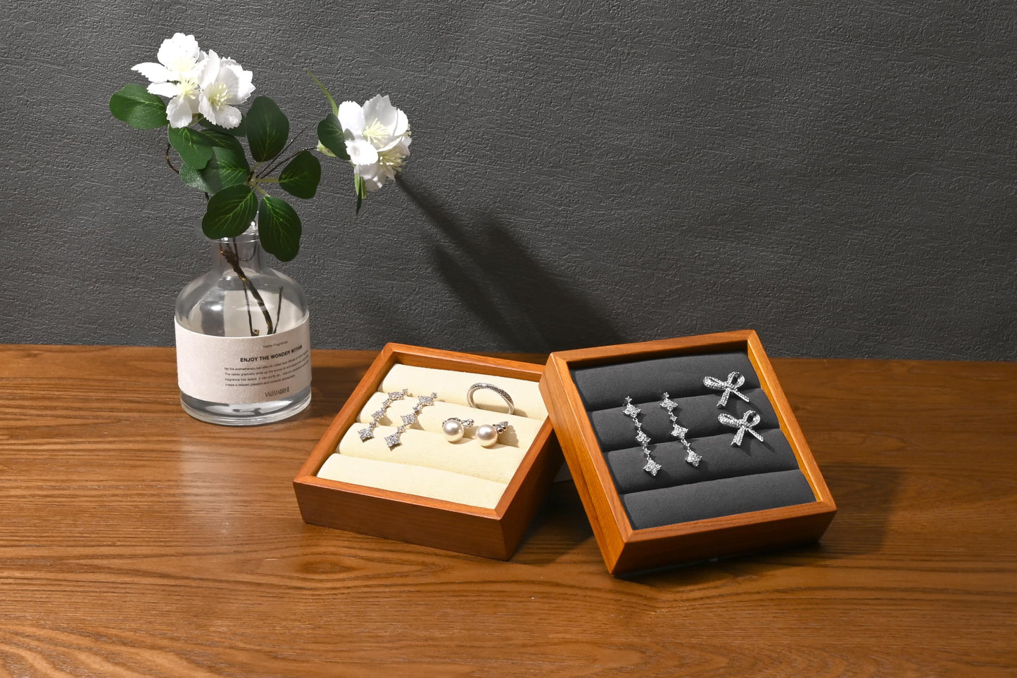 Woodten Solid Wood 3-Slots Jewelry Ring Display Tray Showcase Small Jewelry Display Organizer Tray for Rings(S,Beige)