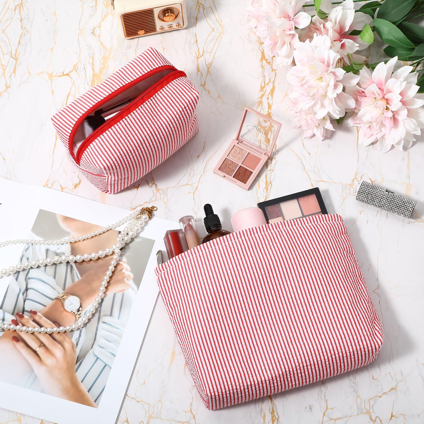 Huhumy 2 Pcs Makeup Bag Set Cute Cosmetic Pouch for Women Seersucker Travel Toiletry Bag Preppy Small Makeup Purse Pouch Aesthetic Skincare Brushes Storage Organizer for Valentine Women(Red)