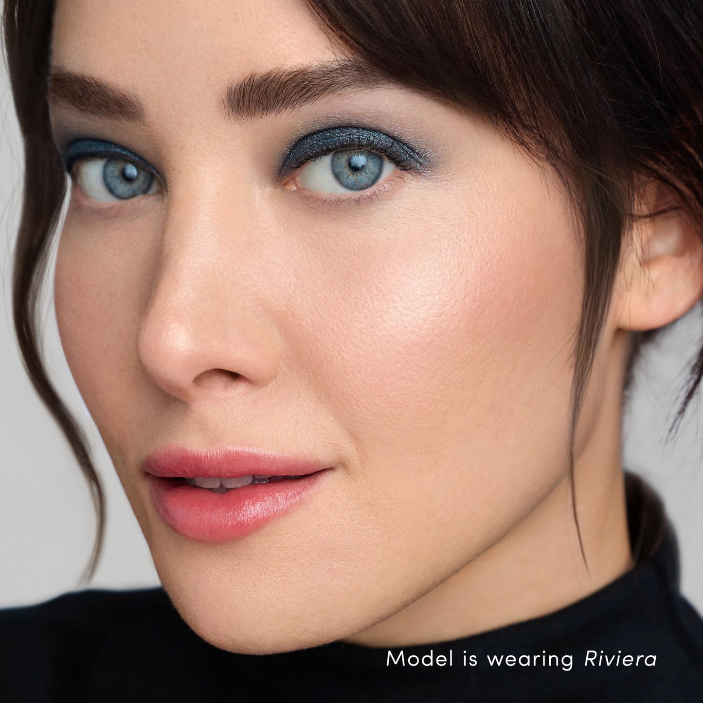 jane iredale ColorLuxe Eye Shadow Stick, Multi-Use Cream to Powder Formula with Sharpener, Highly Pigmented, Buildable, Long-Wear, Vegan, Cruelty-Free, Riviera