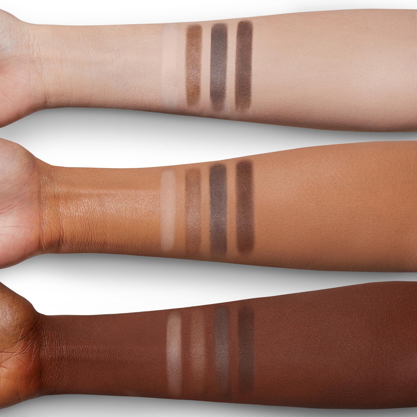 Charlotte Tilbury Luxury Palette Eyeshadow - Shimmer, Metallic & Satin Matte Eyeshadow Quad with a Rich Powder Formula - Includes 4 Complementary Shades - The Sophisticate