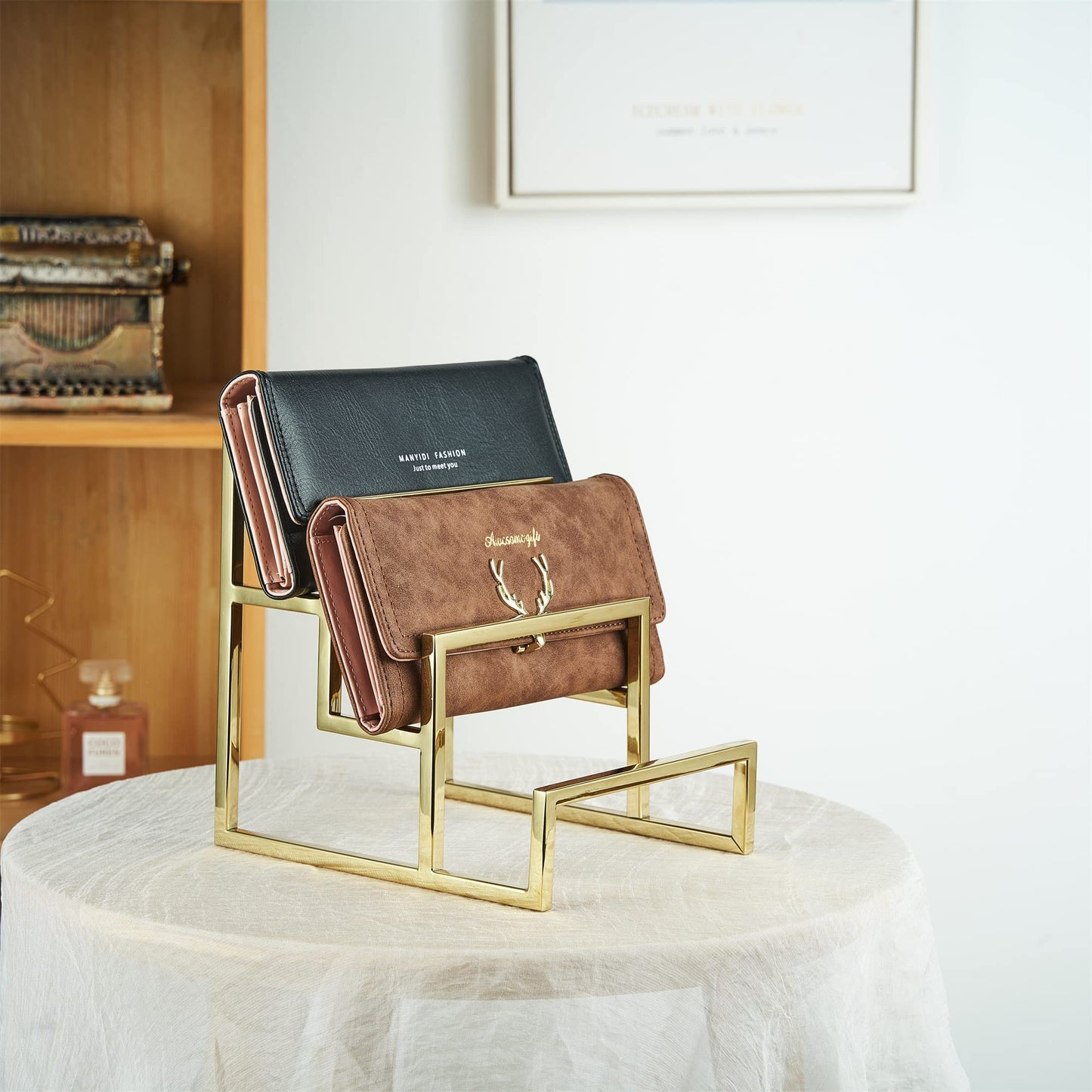 Elitnus Gold Clutch Purse Display Stand - 3 Steps Clutch Handbag Holder Purse Closet Organizer - Wallet Displays Rack for Boutique Store - Purse Stands for Display (Polished Gold)