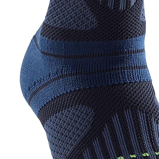 Bauerfeind Sports Ankle Support Dynamic - Ankle Compression Sleeve for Freedom of Movement - 3D AirKnit Fabric for Breathability - Premium Quality & Washable (S, Black)