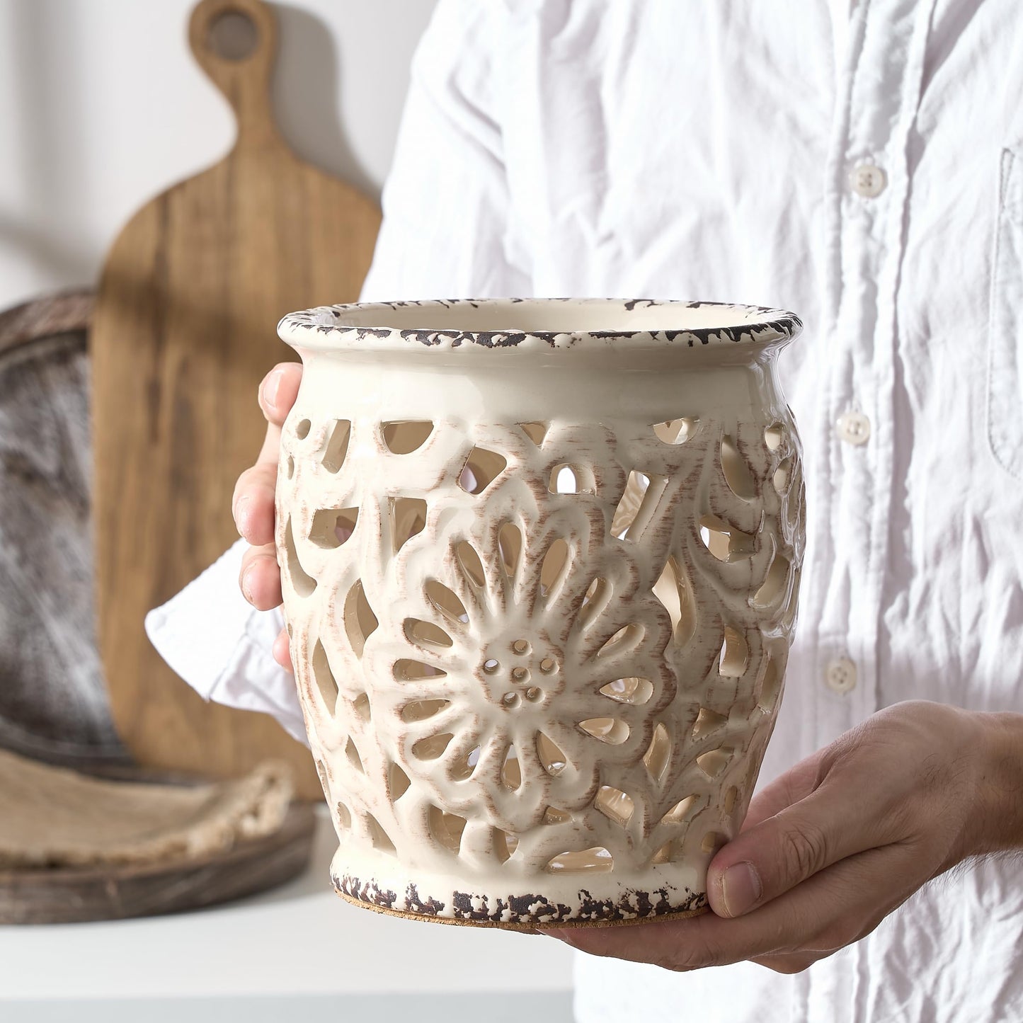 JH JIEMEI HOME Farmhouse Kitchen Utensil Holder for Kitchen Counter, Ceramic Large Cooking Utensil Crock with Cork Mat, Decorative Rustic Utensil Organizer for Countertop, Spatula, Antique Beige