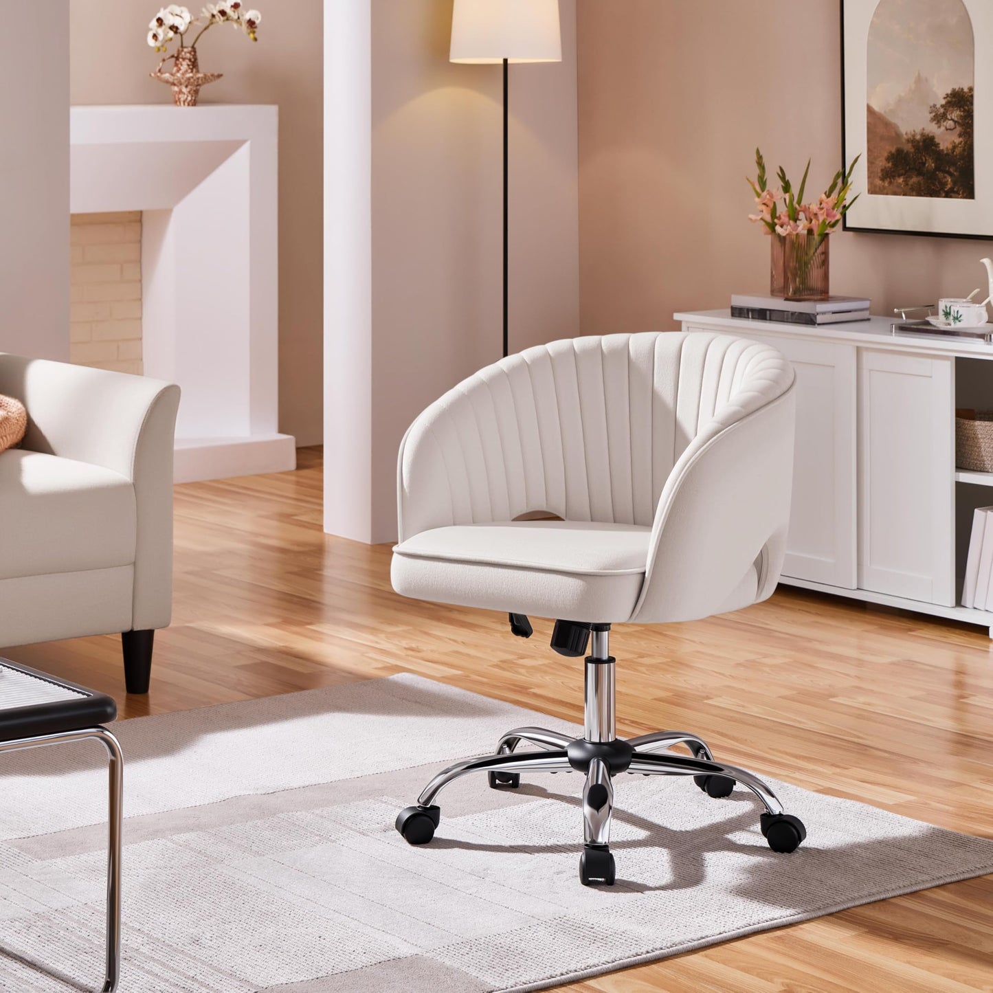Yaheetech Cute Desk Chair Velvet Vanity Chair with Wheels Home Office Upholstered Modern Swivel Armchair with Tufted Barrel Back for Study, Vanity, Bedroom Cream