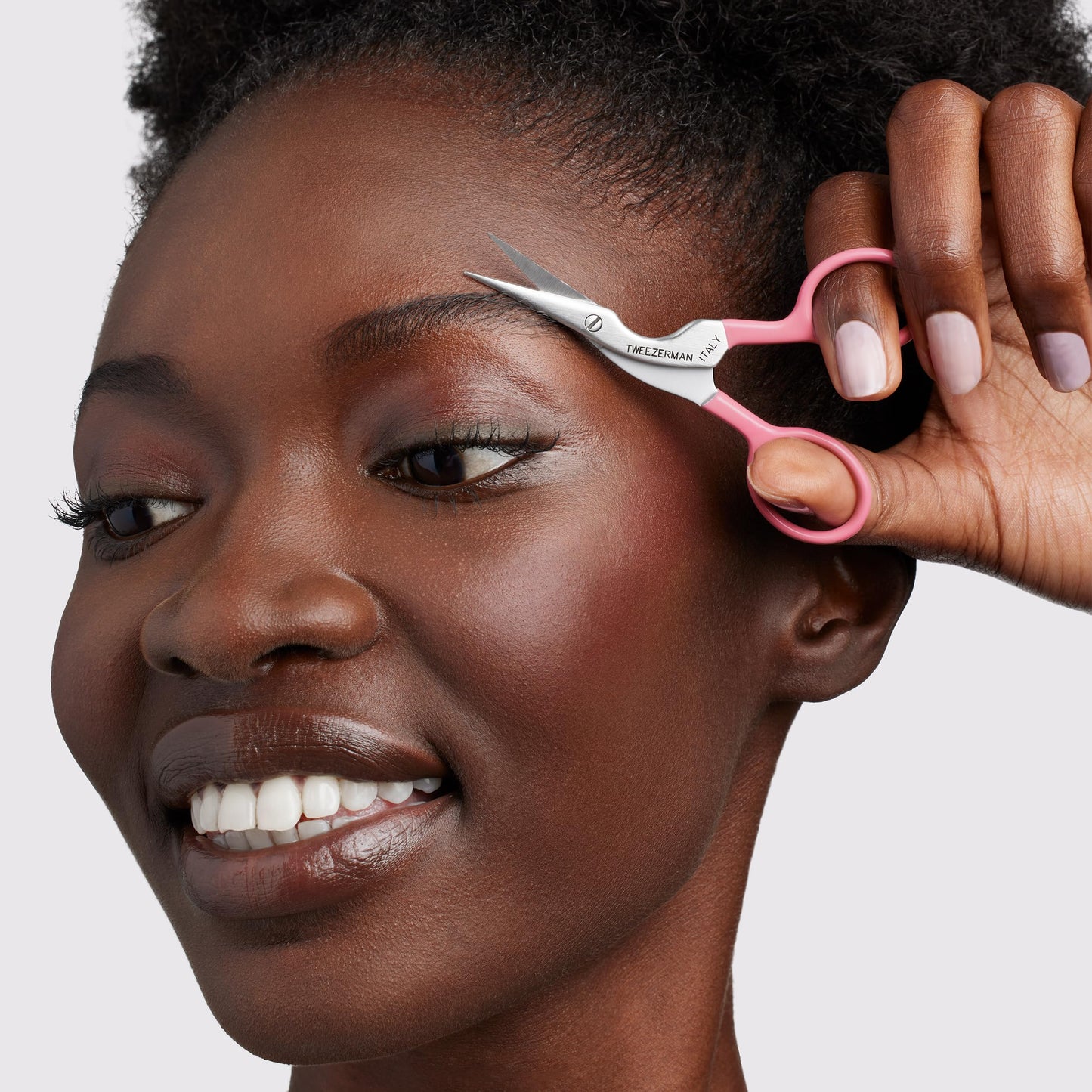 Tweezerman Exclusive Tea Rose Eyebrow Shaping Scissors and Brush Set