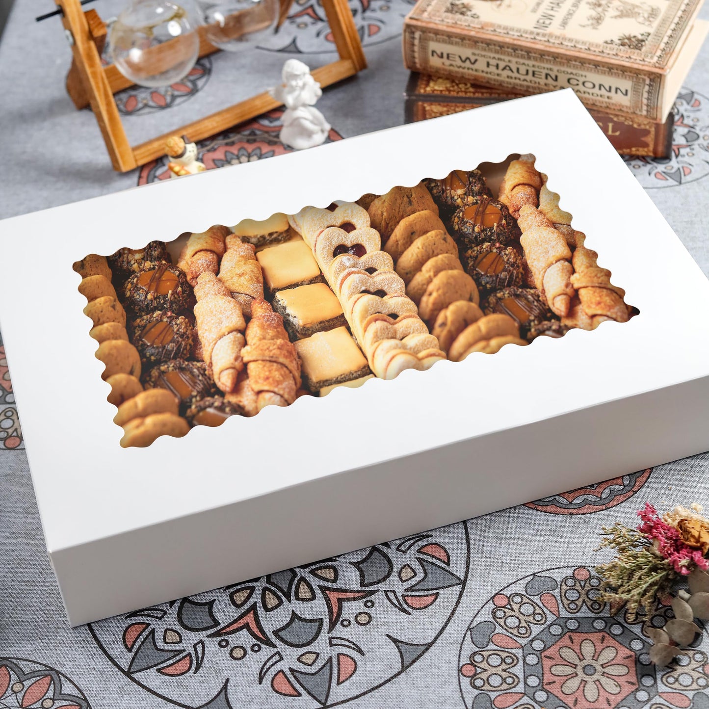 NPLUX 40 Pack Cookie Boxes 16x11x2.5inch Bakery Boxes with Window Treat Boxes for Cookie Packaging Gift Giving Dessert Boxes for Chocolate Covered Strawberries, Donuts, Graduation Gifts Party Favors